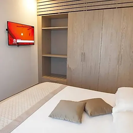 Principe Palace Ξενοδοχείο 4*