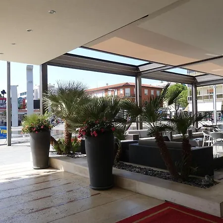 Ξενοδοχείο Principe Palace